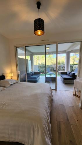 Postel nebo postele na pokoji v ubytování Appartement Calvi, Cœur de ville, plage à 300 m