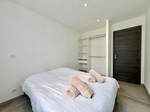 Appartement 3 chambres avec terrasse et Parking à Fréjus