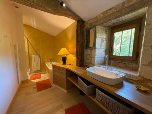 Ένα μπάνιο στο Domaine des Licoches, gite a la campagne 8 personnes