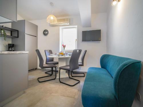 Apartment Marina-7 by Interhome