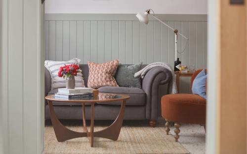 Posezení v ubytování No48 - Luxe Edwardian Shop Conversion in Pewsey