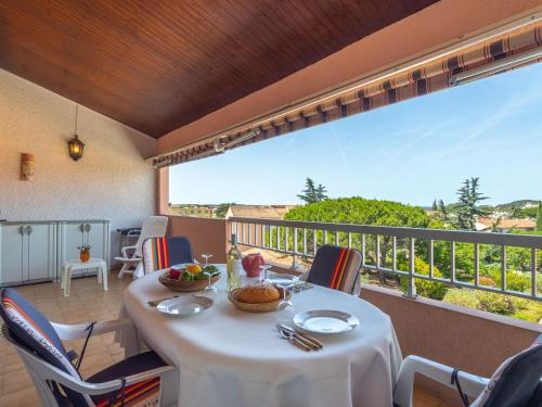 Apartment Les myrtilles-2 by Interhome