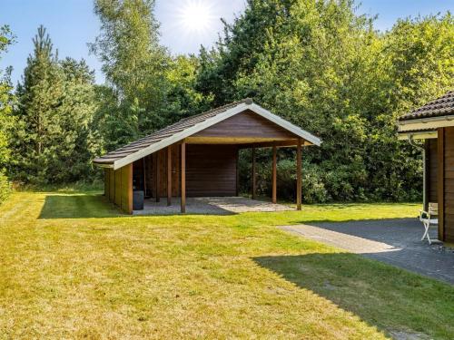 Κήπος έξω από το Holiday Home Angantir - 4-8km from the sea by Interhome