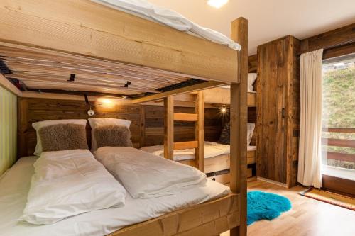 App Les Rocailles 9 family retreat with Sauna