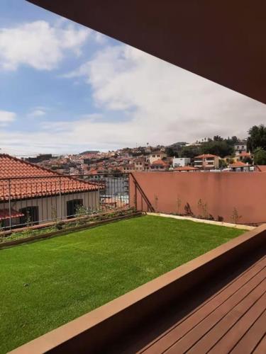 Private Garden and Pool in the Heart of Funchal