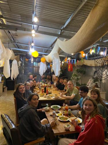 Επισκέπτες που μένουν στο Dalat Note Hostel