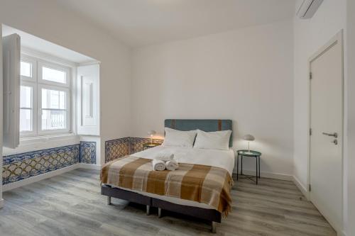 Bairro Alto Garden by Homing