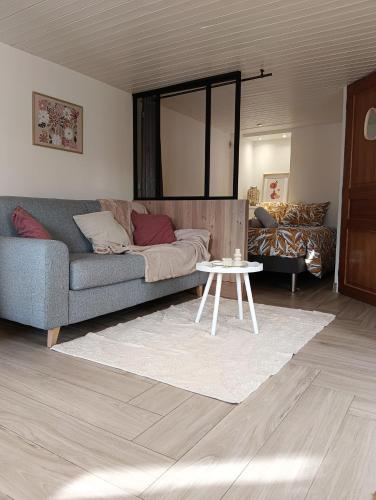 Studio 4 personnes avec terrasse privée à Voglans