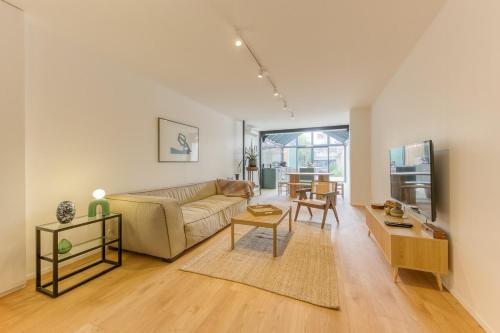Designer loft 5 minutes from Paris