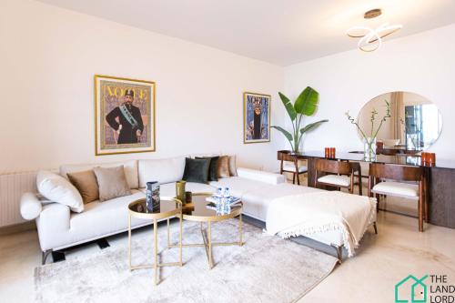 The Perfect Flat Sea side central luxurious