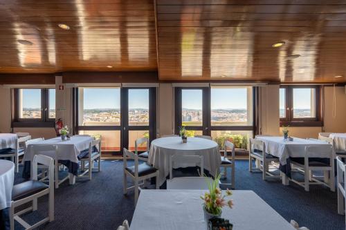 Restaurant o un lloc per menjar a Hotel Apartamento Solverde