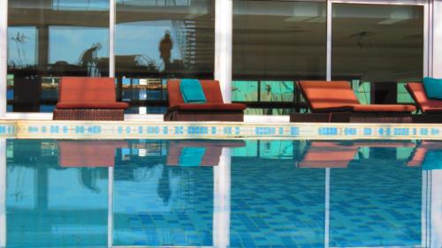 Πισίνα στο ή κοντά στο Cloud Hotel & Suites