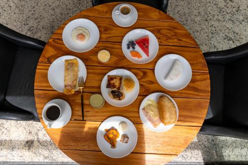 Mad på hotellet eller i nærheden