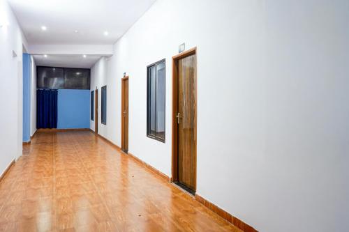 Φωτογραφία από το άλμπουμ του SPOT ON Hotel Sunshine σε Rewa