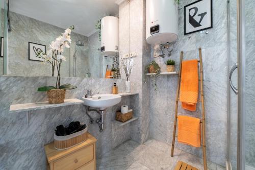 Chic Madrid Studio - Art and Soul in the Prado