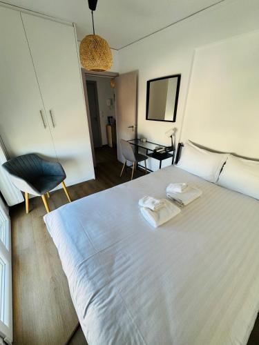 Giường trong phòng chung tại B&G fourth floor