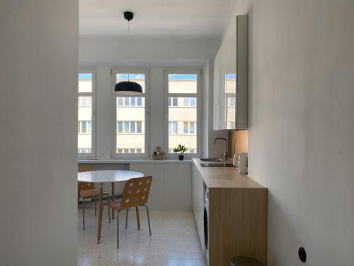 Spacious 2-room apartment with balcony