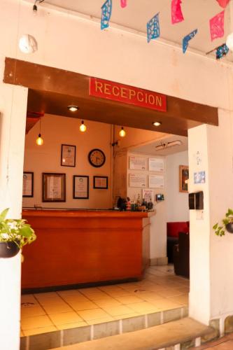 Lobby o reception area sa Hotel Aurora