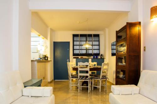 Posezení v ubytování Xango 103 - Ótima Localização 100m da praia