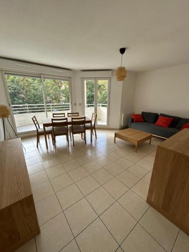 MENTON # MONACO - 3 Rooms - 6 Guests - renovated and fully equipped