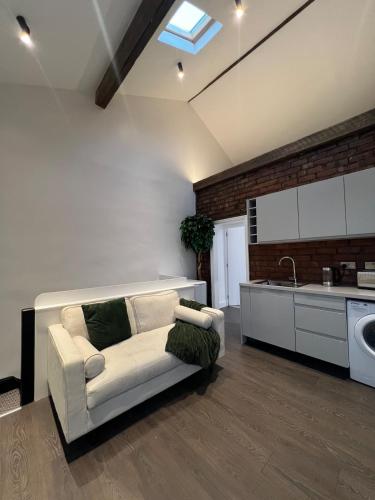 Liverpool Willow House - 4 Bed Close to Anfield Stadium photo 45