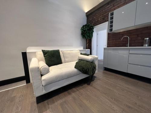 Liverpool Willow House - 4 Bed Close to Anfield Stadium photo 46