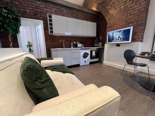 Liverpool Willow House - 4 Bed Close to Anfield Stadium photo 57