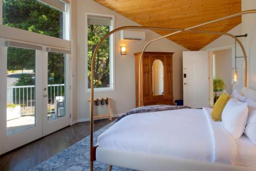 Postel nebo postele na pokoji v ubytování Ocean House