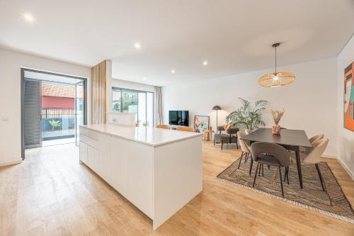 Sunny Luxury Apartment Canico