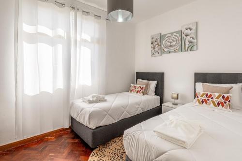 Serenity Sao Roque 2 Bedroom House in Funchal with Parking