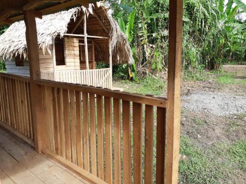 Κήπος έξω από το 1-Ter-Connexion