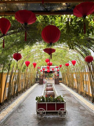 Little Riverside Hoi An . A Luxury Hotel & Spa — Property building