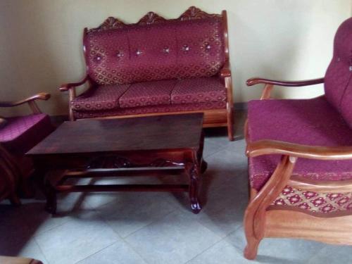 Zona d'estar a Studio moderne Liboudi Nkolbisson Yaoundé