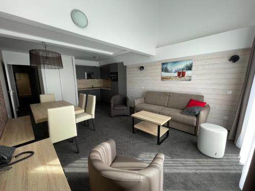 Gourette - Studio 6 pers avec piscine - FR-1-860-41