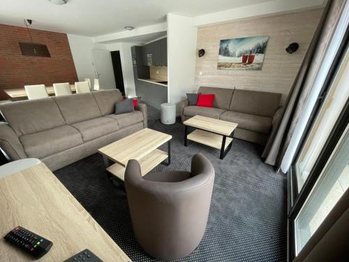 Appartement 3 pièces pour 10 pers, piscine, animaux admis - FR-1-860-17