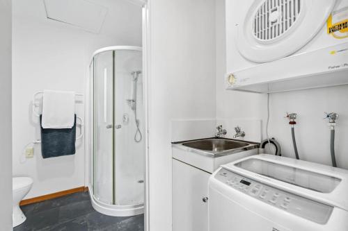 Koupelna v ubytování Water's Edge Stay in Central Whangarei