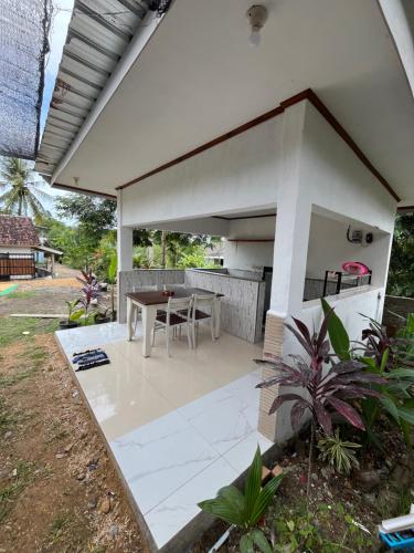 Κήπος έξω από το Nata home stay