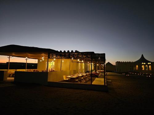 Fotografie z fotogalerie ubytování Al Salam Desert Camp Oman v destinaci Al Qābil