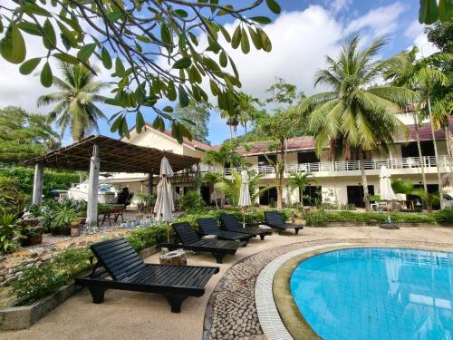 Bazén v ubytování Vbeach Resort nebo v jeho okolí