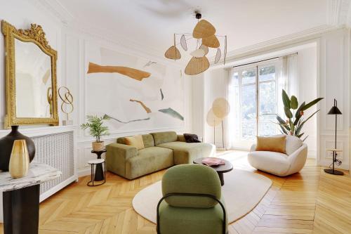 Chic & spacious 2BDR - 4P - Av Suffren TOUR EIFFEL
