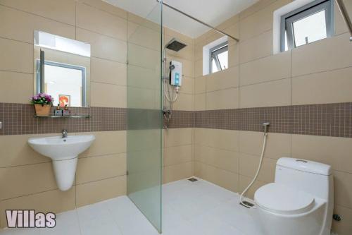 Koupelna v ubytování Villas Trung Tâm Vũng Tàu 5pn XINH