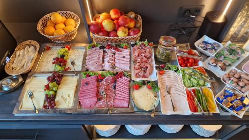 Jídlo v hotelu nebo okolí