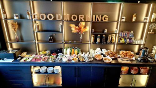 Jídlo v hotelu nebo okolí