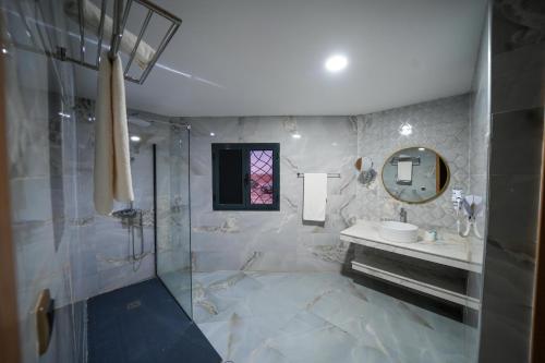 Koupelna v ubytování Sabah Resort Nouakchott