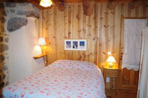 Postel nebo postele na pokoji v ubytování Aubrac de Lozère