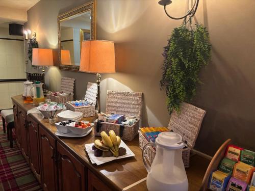 Makanan di atau berdekatan hotel