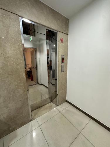 Foto Hồ Chí Minhis asuva majutusasutuse Amango Home Brand 5 galeriist