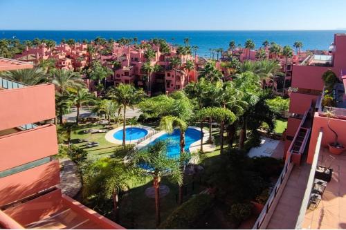 Atico de lujo con hermosas vistas, Salinas, Estepona