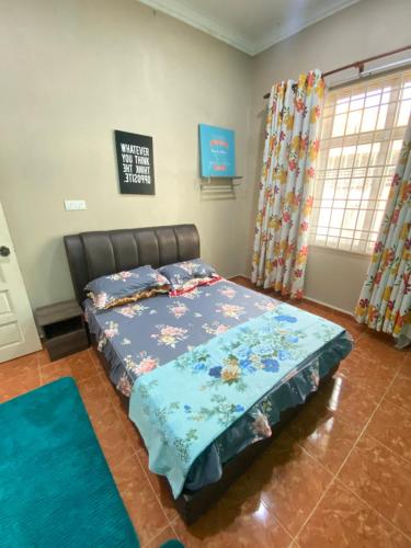 Fotografie z fotogalerie ubytování Barokah Homestay Ketereh v destinaci Ketereh