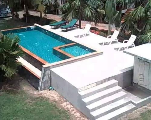 Afbeelding uit fotogalerij van Noah's Ark Pool Residence and Villas in Nathon Bay